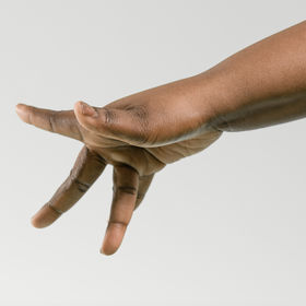 Large female hand B 3 — figure reference